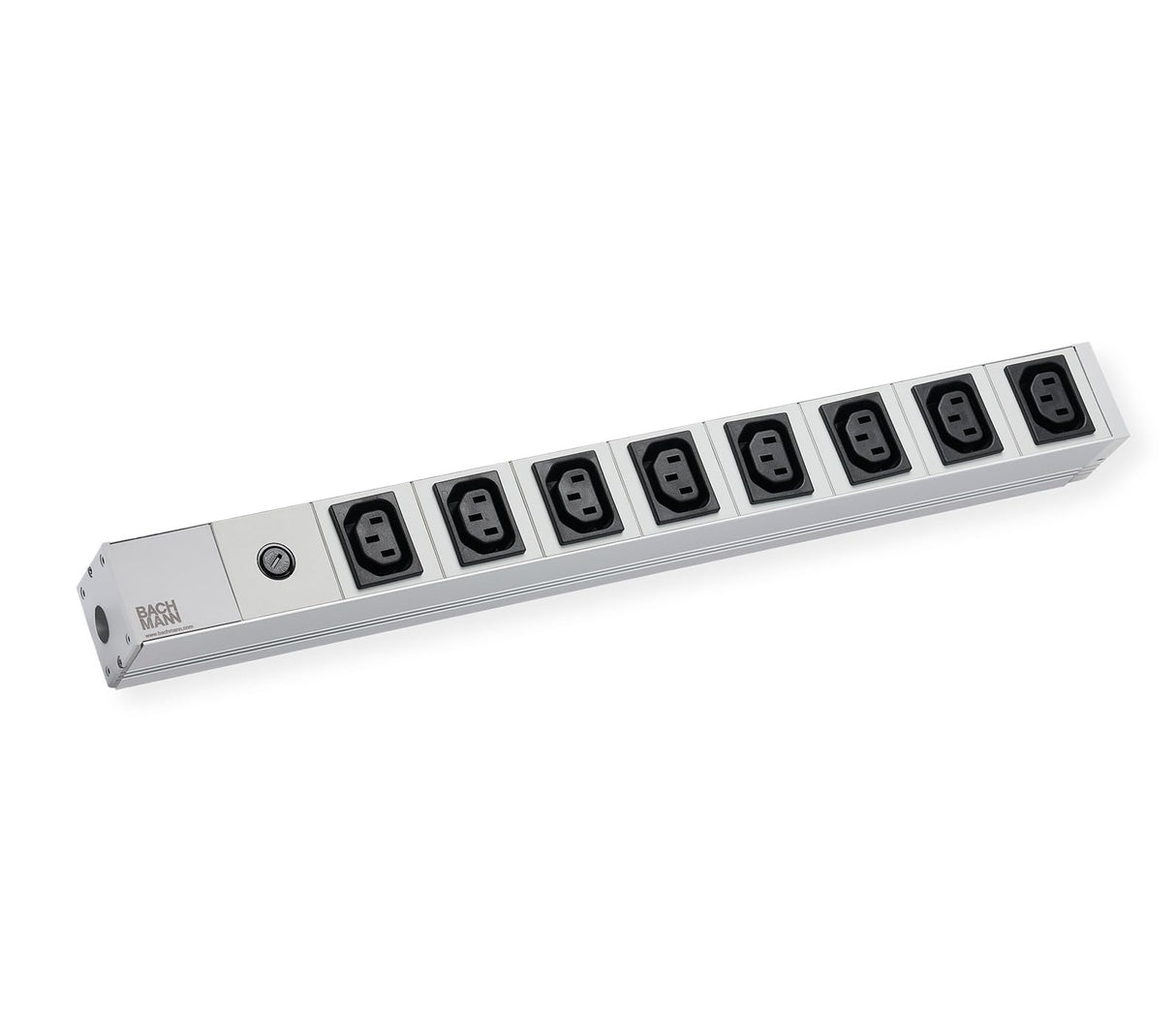 Bachmann 19" PDU Basic, Steckdosenleiste mit Sicherung, Anschlusskabel mit C14 Stecker, 8-fach IEC320 C13 Kaltgerätebuchse